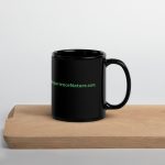 Black mug with ExperienceNature.com logo.